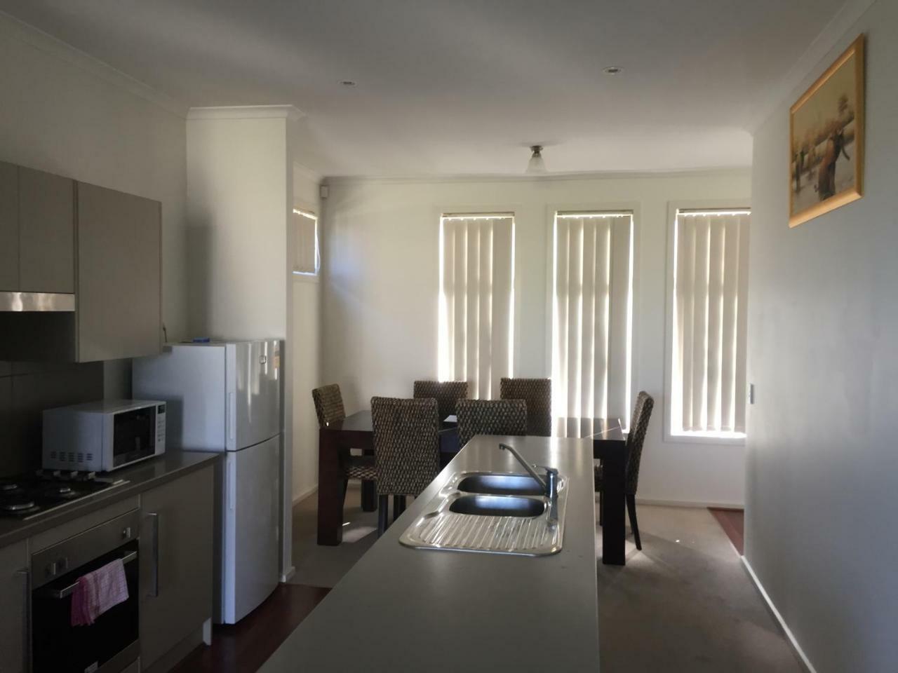 Tasha'S Apartments On Kerry Pennington Esterno foto